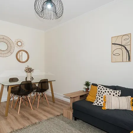 The Family Nest T4 Apartamento Amadora