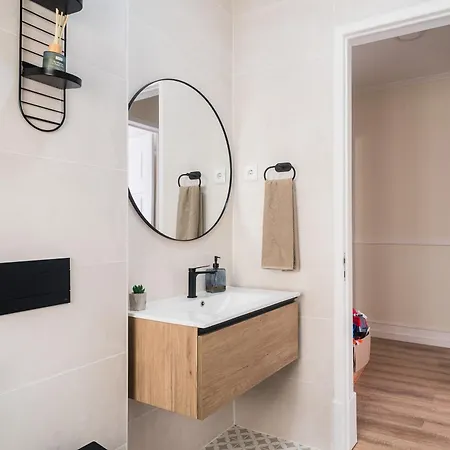 The Family Nest T4 Apartamento Amadora